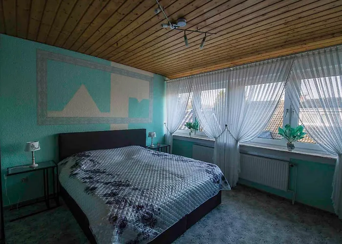 Schoon, 85042 * Ostrhauderfehn